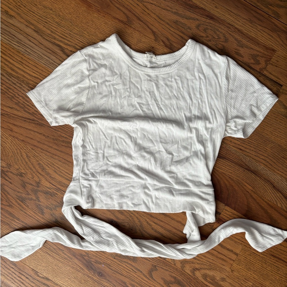 White Ribbed Short Sleeve Top